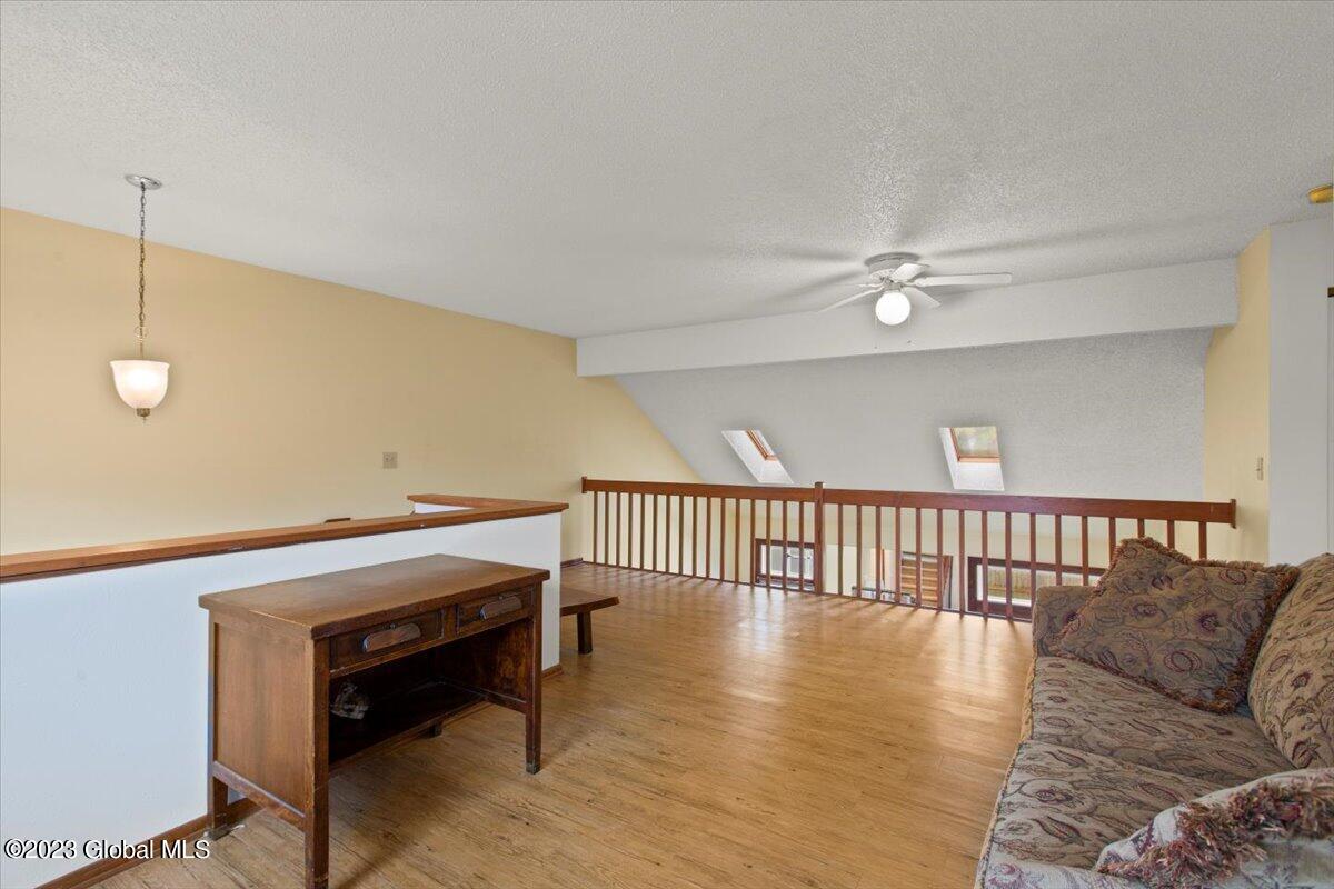 7 Rockefeller Boulevard Rensselaer, NY 12144 - Photo 25 of 41 30-MW2_5532