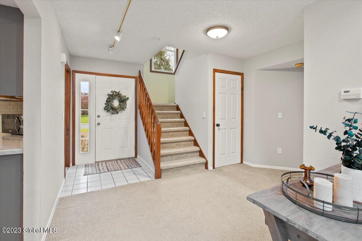 7 Rockefeller Boulevard Rensselaer, NY 12144 - Photo 4 of 41 15-MW2_5444