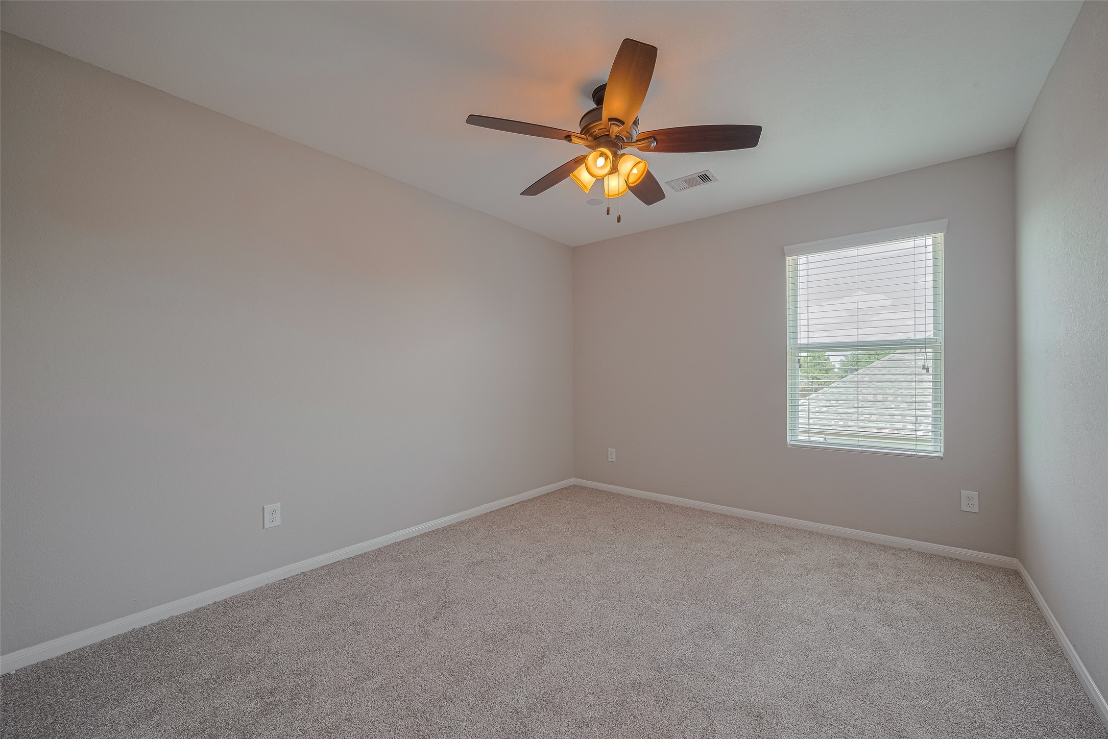 2810 Meadowbrook Lane Rosenberg, TX 77471 - Photo 19 of 39 Bedroom 2