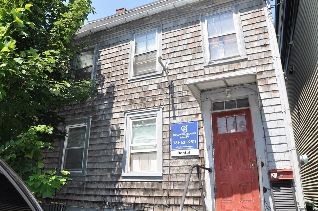 21 Mugford Street, Marblehead, MA 01945 Compass