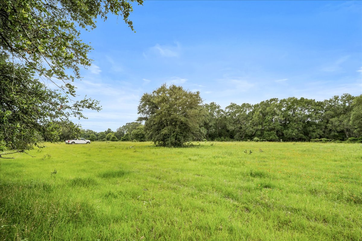 8413 Mach Road La Grange, TX 78945 - Photo 19 of 40