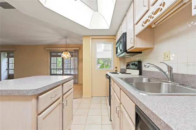 $103,000 | 2400 Forest Drive, Unit 231, Inverness, FL 34453