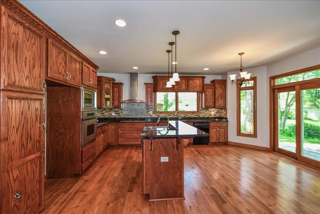 3649 South State Street Crete, IL 60417 - Photo 2 of 25