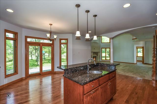 3649 South State Street Crete, IL 60417 - Photo 8 of 25