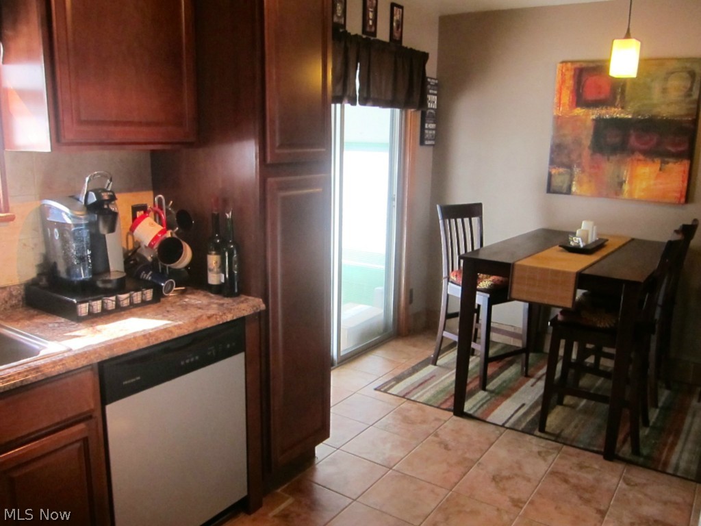 30764 Clarmont Road Willowick, OH 44095 - Photo 4 of 15