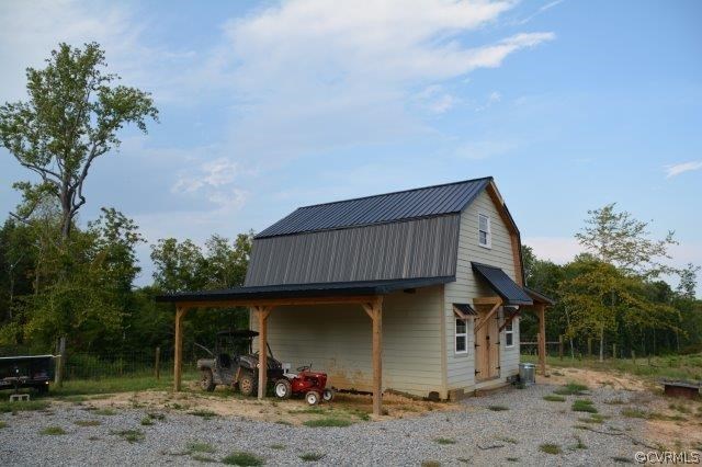140 Sheppards Road Farmville, VA 23901 - Photo 19 of 22 a front view of a house with garden