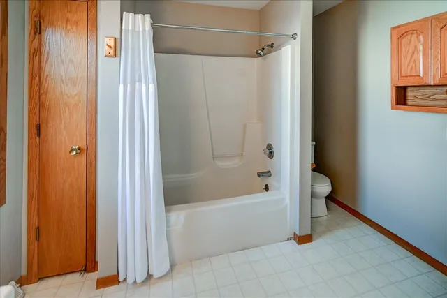 $500,000 | 305 North High Point Road, Madison, WI 53717