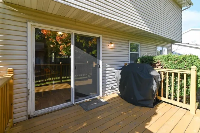 $500,000 | 305 North High Point Road, Madison, WI 53717