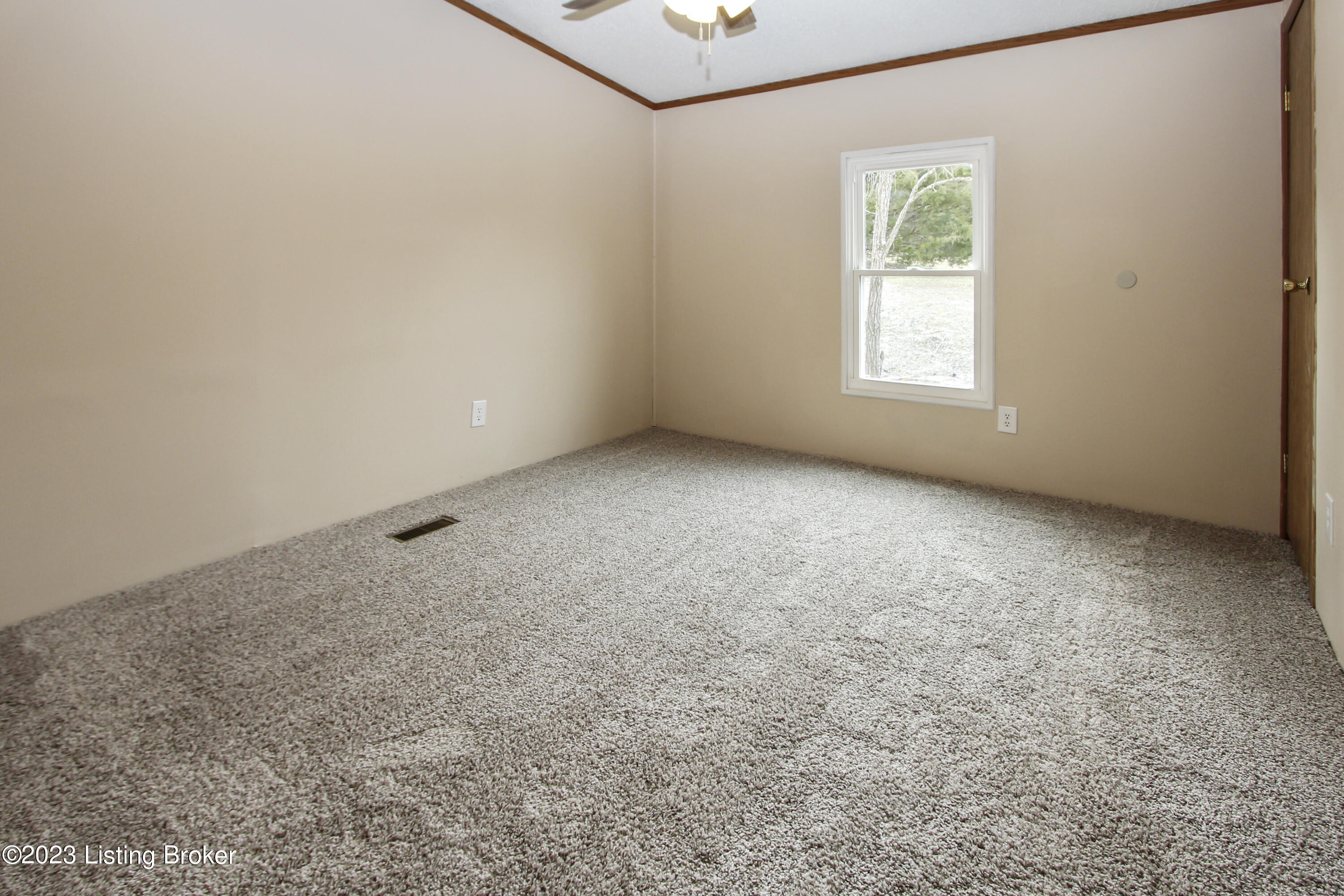 375 Bryant-Benson Road Frankfort, KY 40601 - Photo 11 of 32 09