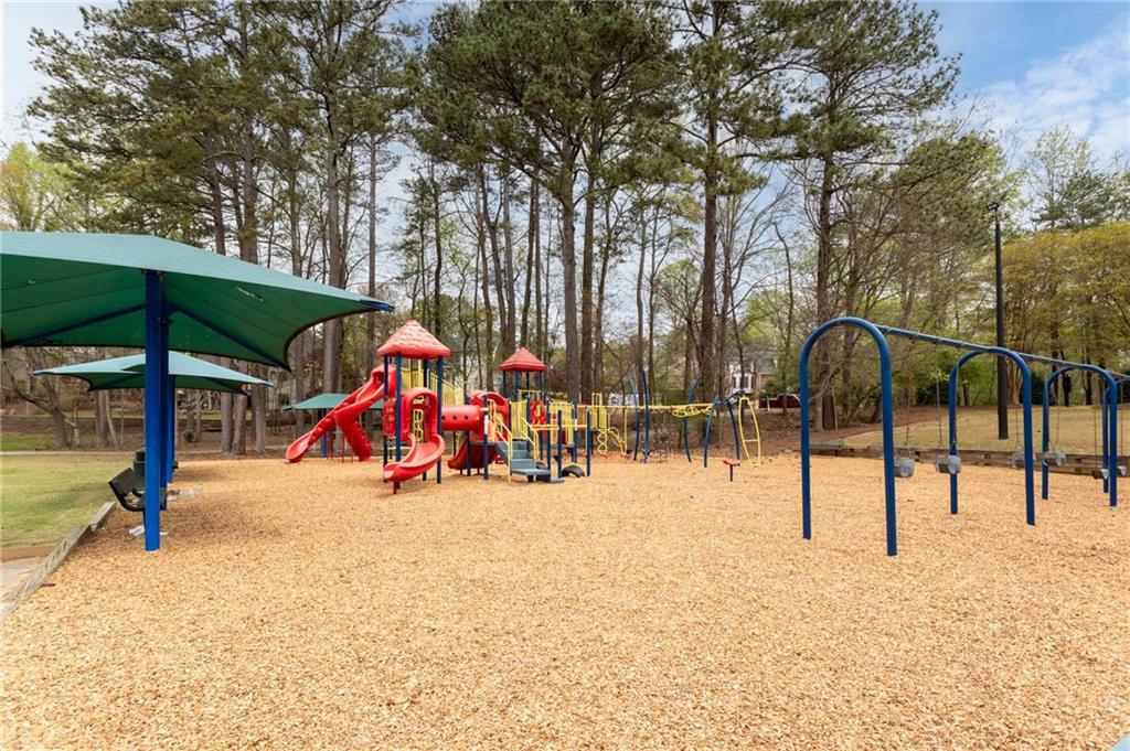 5335 Cottage Farm Road Johns Creek, GA 30022 - Photo 50 of 60 a view of outdoor space with seating