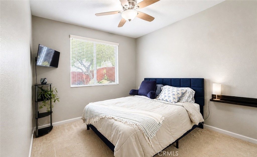 40344 Torrey Pines Road Murrieta, CA 92563 - Photo 21 of 28 Downstairs Bedroom #1