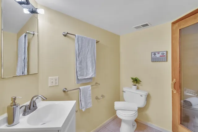 $2,299,000 | 829 Chestnut Street, Newton, MA 02468