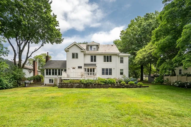 $2,299,000 | 829 Chestnut Street, Newton, MA 02468