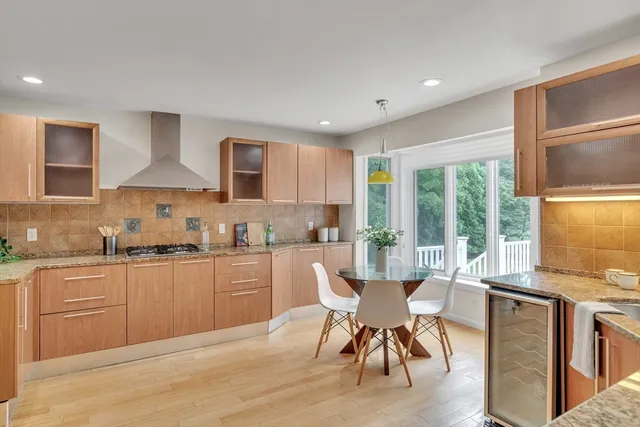 $2,299,000 | 829 Chestnut Street, Newton, MA 02468