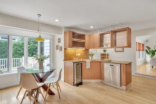 $2,299,000 | 829 Chestnut Street, Newton, MA 02468