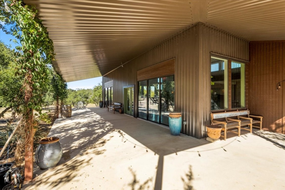 272 Rocky Road Hye, TX 78635 - Photo 8 of 40