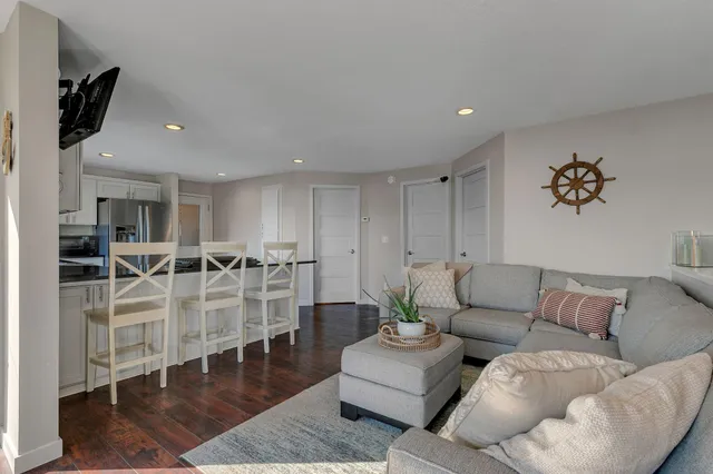 $674,900 | 7327 Quinn Avenue Northwest, South Haven, MN 55382