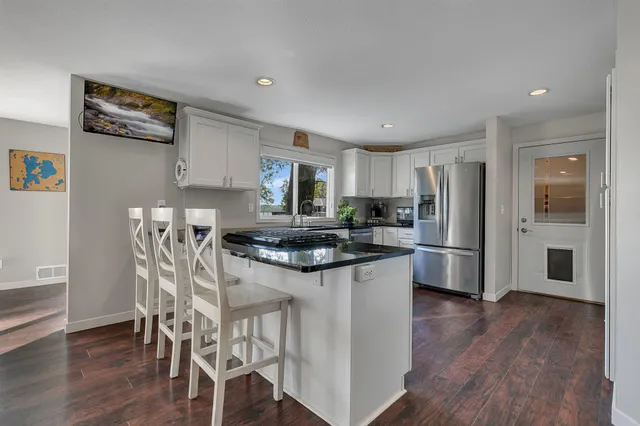 $674,900 | 7327 Quinn Avenue Northwest, South Haven, MN 55382