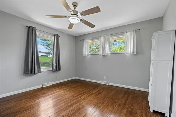$260,000 | 904 East Golf Hill Drive, Excelsior Springs, MO 64024