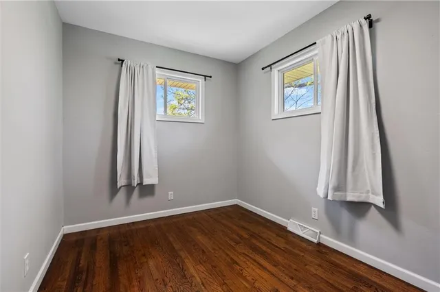 $260,000 | 904 East Golf Hill Drive, Excelsior Springs, MO 64024