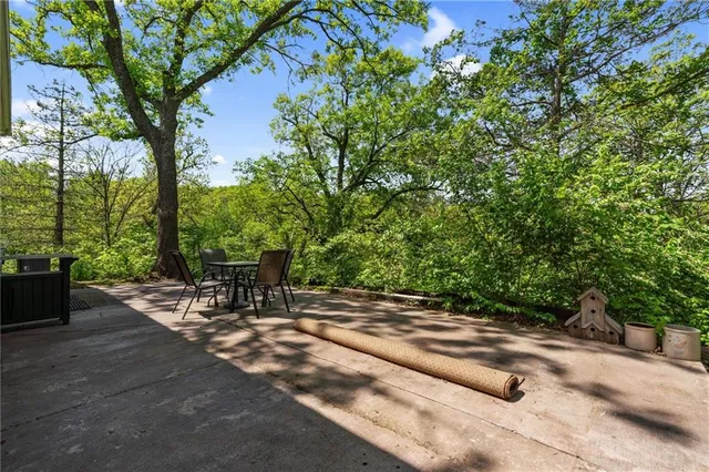 $260,000 | 904 East Golf Hill Drive, Excelsior Springs, MO 64024