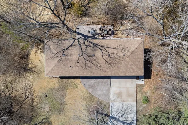 $260,000 | 904 East Golf Hill Drive, Excelsior Springs, MO 64024