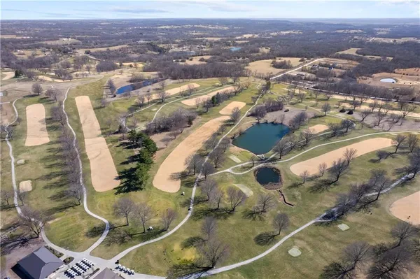 $260,000 | 904 East Golf Hill Drive, Excelsior Springs, MO 64024