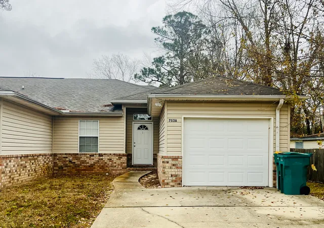 $1,750 | 713 North Park Boulevard, Unit A, Fort Walton Beach, FL 32547