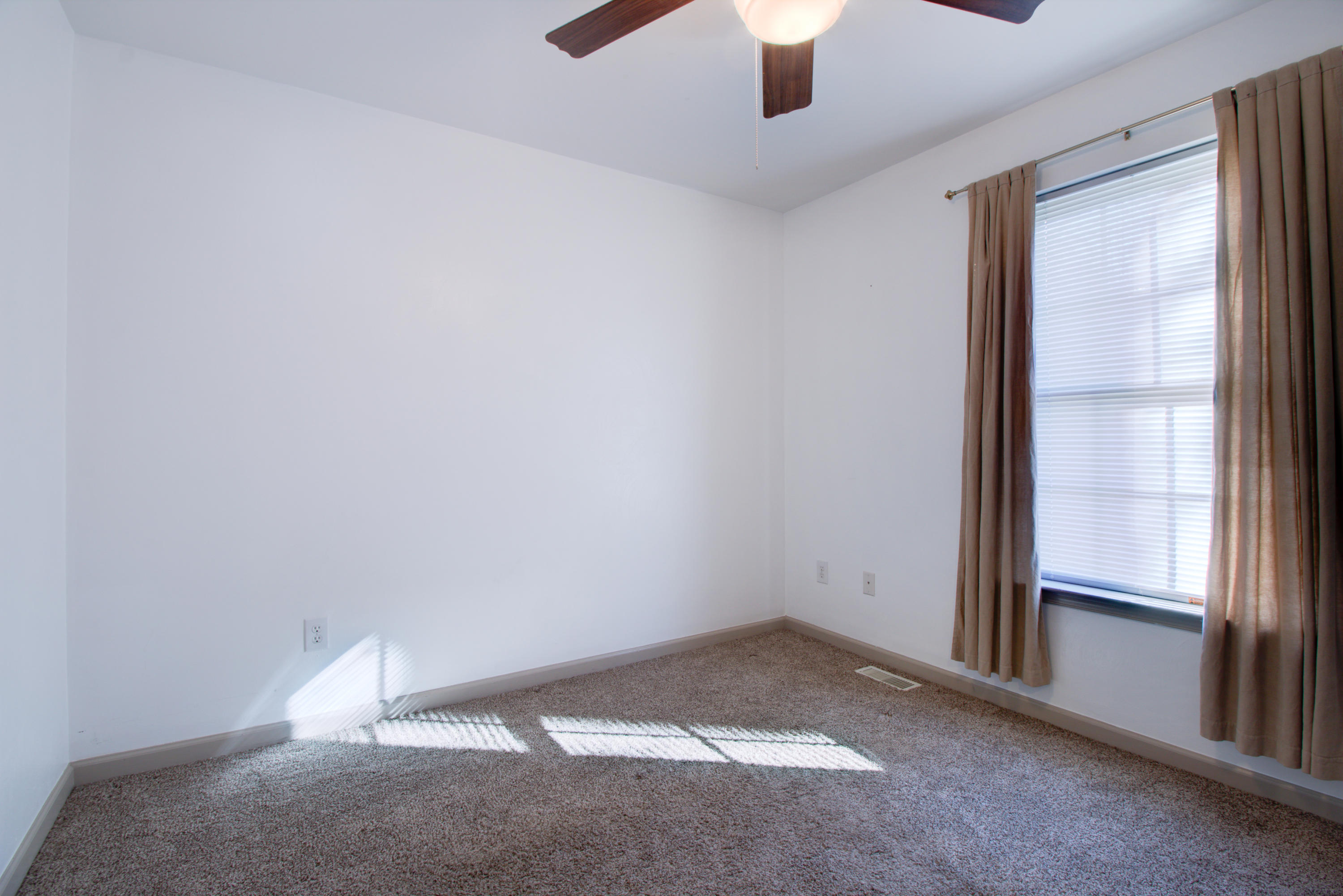 2723 Bandy Road Roanoke, VA 24014 - Photo 17 of 25 _MG_2558_59_60