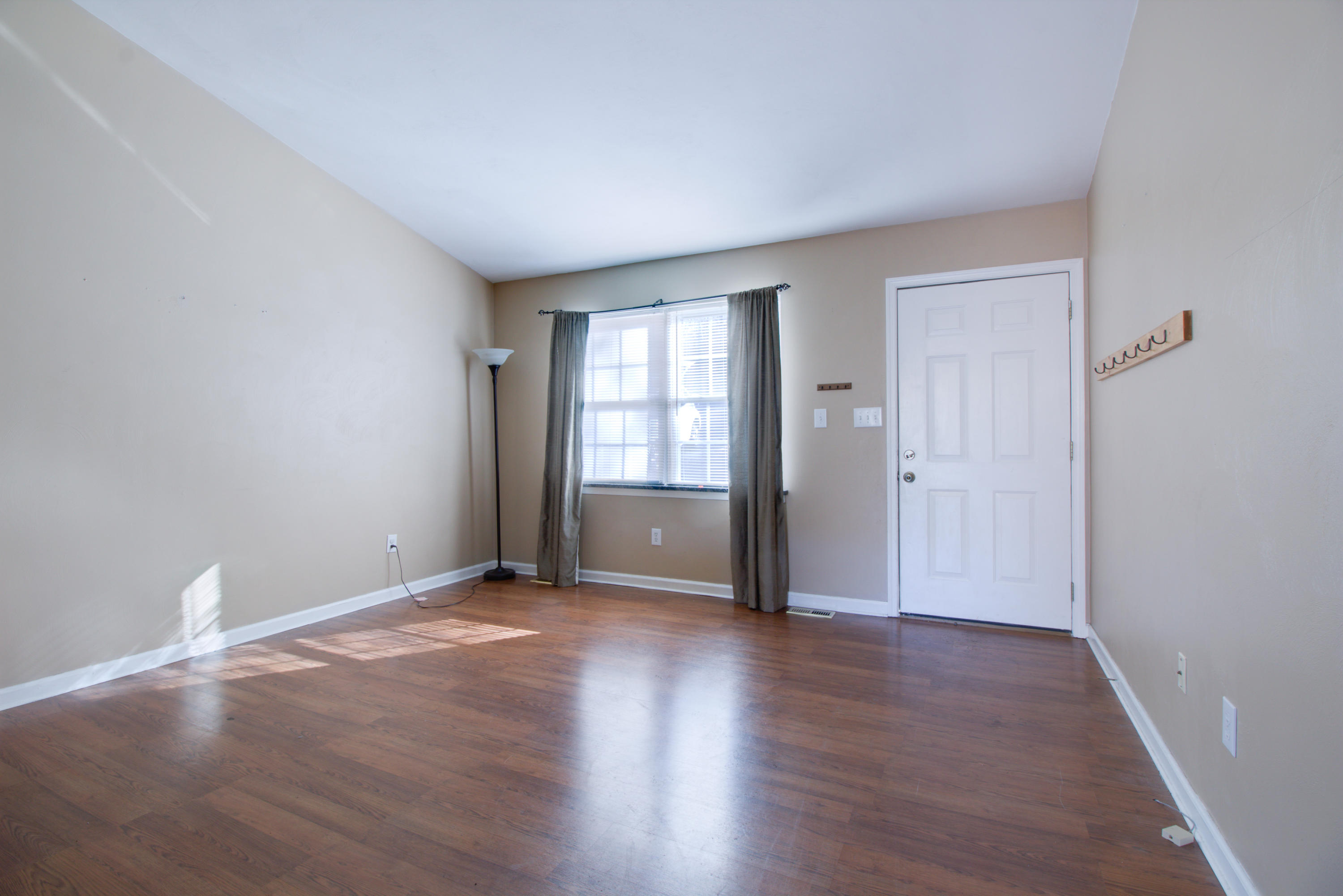 2723 Bandy Road Roanoke, VA 24014 - Photo 3 of 25 _MG_2510_1_2