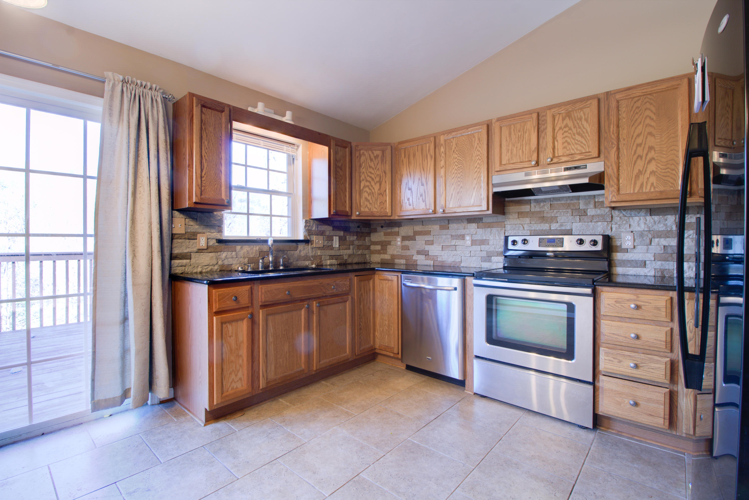 2723 Bandy Road Roanoke, VA 24014 - Photo 7 of 25 _MG_2522_3_4