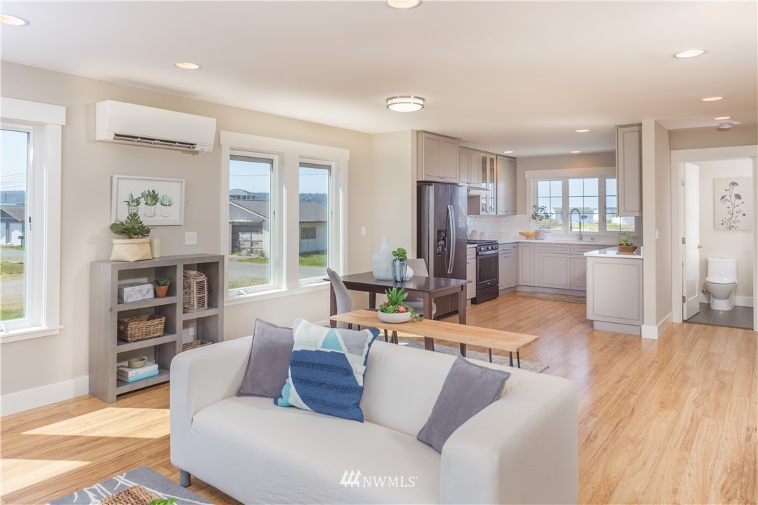 1016 Beckett Point Road Port Townsend, WA 98368 - Photo 14 of 35 Gallery Image 14