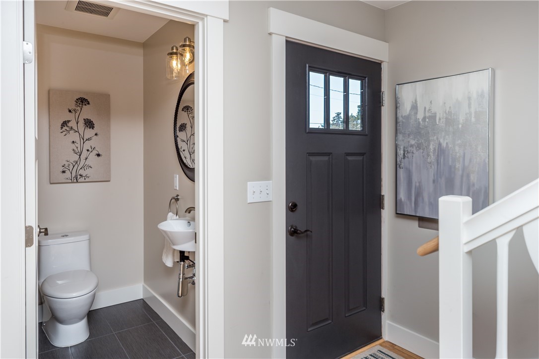 1016 Beckett Point Road Port Townsend, WA 98368 - Photo 18 of 35 Gallery Image 18