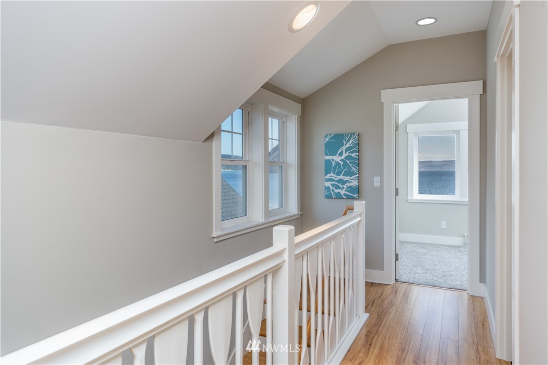 1016 Beckett Point Road Port Townsend, WA 98368 - Photo 19 of 35 Gallery Image 19