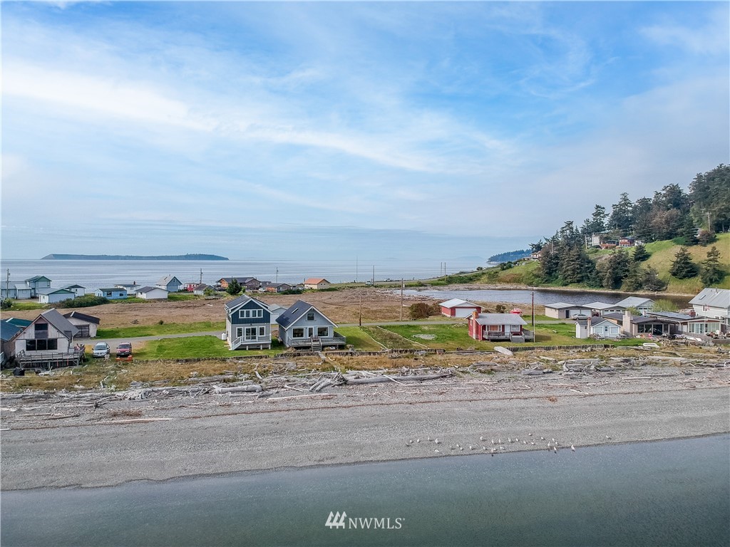 1016 Beckett Point Road Port Townsend, WA 98368 - Photo 4 of 35 Gallery Image 4