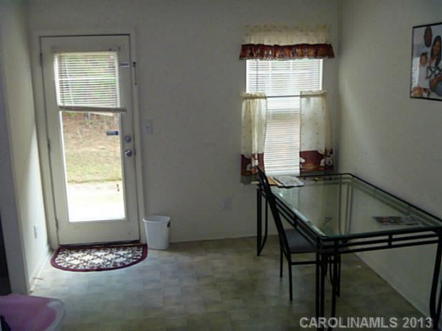 11020 Pointer Ridge Drive Charlotte, NC 28214 - Photo 6 of 14
