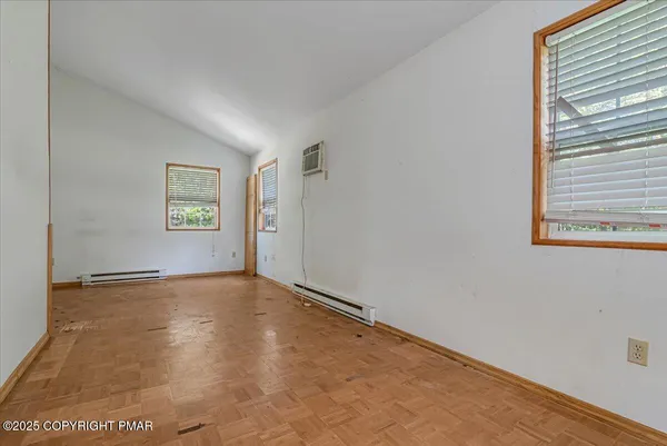 $269,000 | 153 Segatti Circle, Bushkill, PA 18324