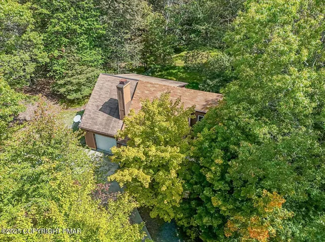 $269,000 | 153 Segatti Circle, Bushkill, PA 18324