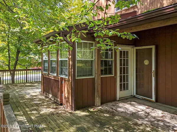 $269,000 | 153 Segatti Circle, Bushkill, PA 18324