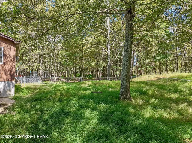 $269,000 | 153 Segatti Circle, Bushkill, PA 18324