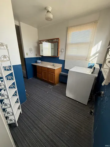 $49,900 | 10042 Highway 1, Lawrenceville, IL 62439