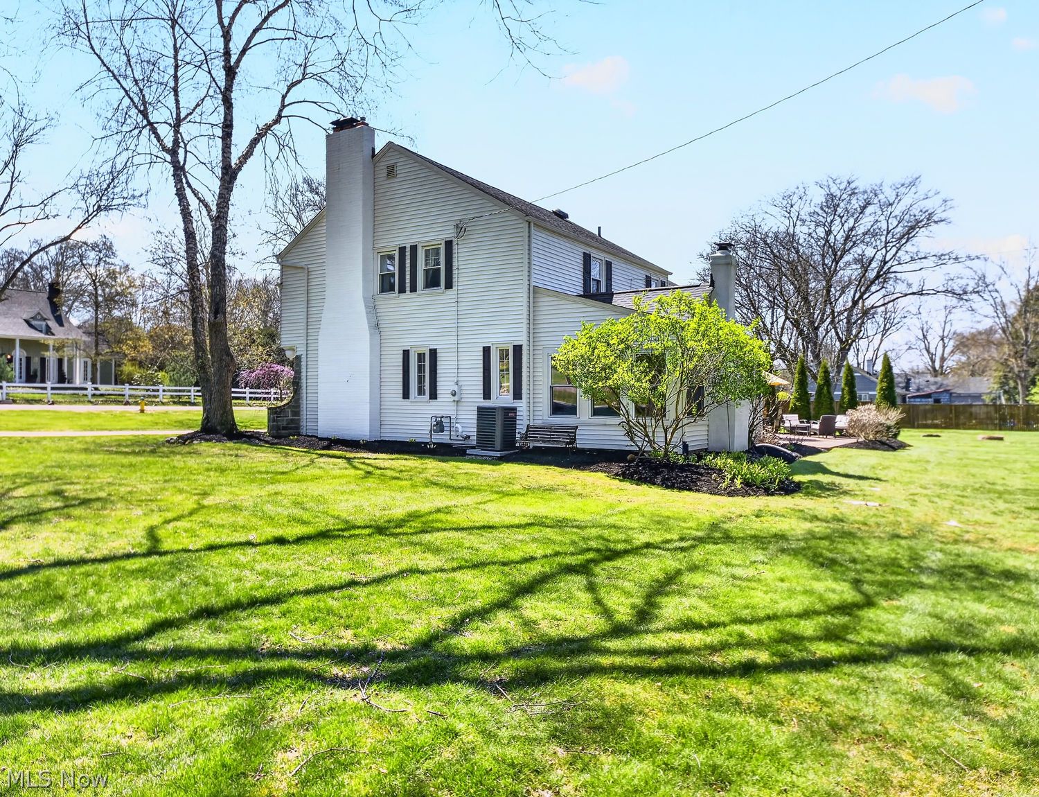 2385 Ridgewood Road Akron, OH 44313 - Photo 45 of 50 Sideyard