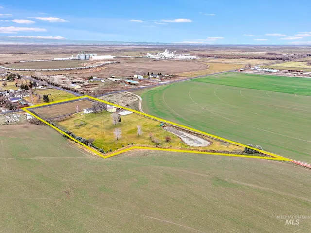 $585,000 | 2251 East 1775 South, Gooding, ID 83330