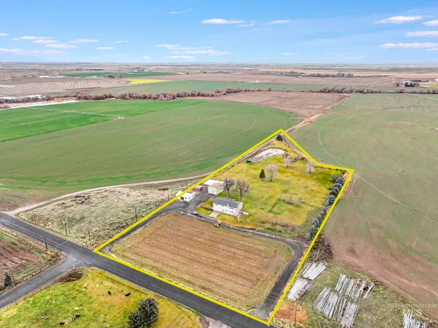 $585,000 | 2251 East 1775 South, Gooding, ID 83330