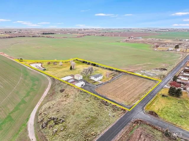 $585,000 | 2251 East 1775 South, Gooding, ID 83330