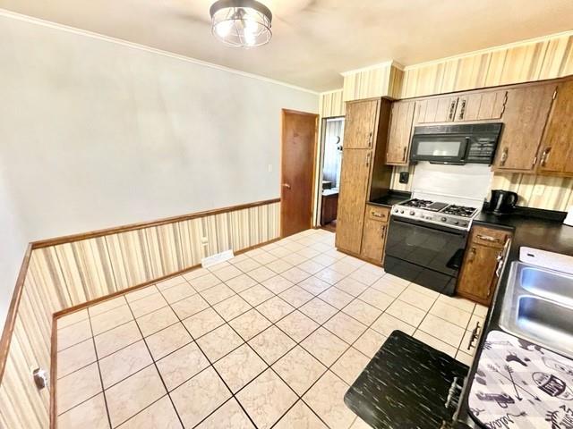143 Laurel Way Spring Church, PA 15686 - Photo 6 of 24 Gallery Image 6