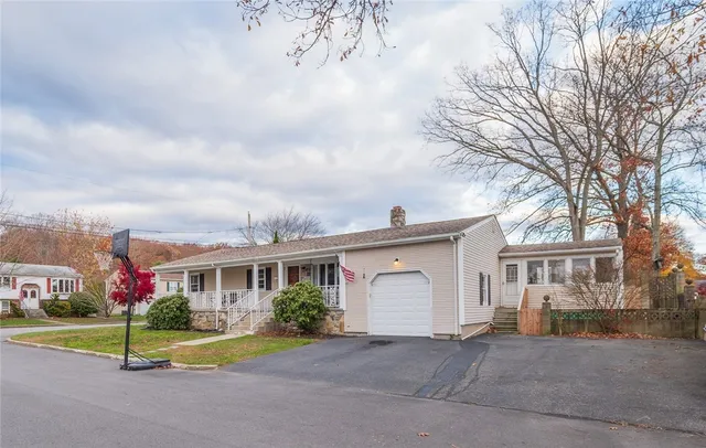 $525,000 | 2 Ash Lane, North Providence, RI 02911