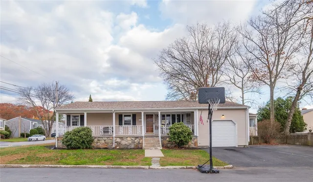 $525,000 | 2 Ash Lane, North Providence, RI 02911