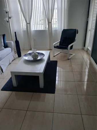 $2,300 | 1893 South Ocean Drive, Unit 709, Hallandale Beach, FL 33009