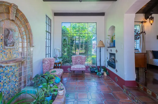 $2,128,000 | 1 Santa Lucia Avenue, Salinas, CA 93901